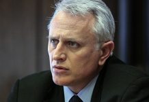 Και τον Γ. Ραγκούση εκτός από τη Ν. Κασιμάτη θέλει ο Ν. Ανδρουλάκης στο ΠΑΣΟΚ ;