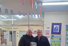 Αυτό που δεν κάνει στα σχολεία ο Δήμος με τα εκατομμύρια έσοδα το κάνουν οι γονείς με δικά τους χρήματα