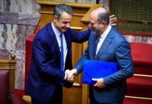 «Ψήφος εμπιστοσύνης» Μητσοτάκη στον Μαρκόπουλο-Τον επέλεξε για υφυπουργό Οικονομικών